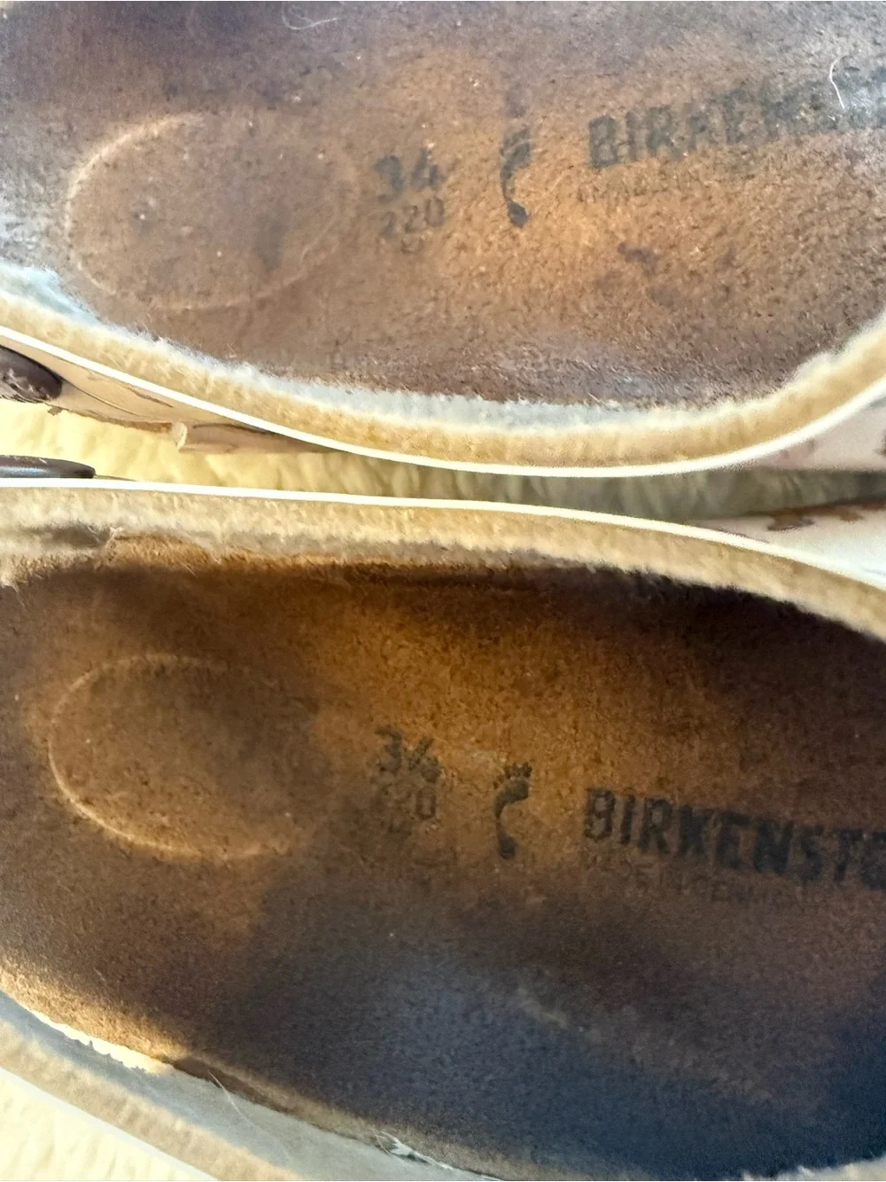 Kids Dinosaur Print Birkenstock girls size 34